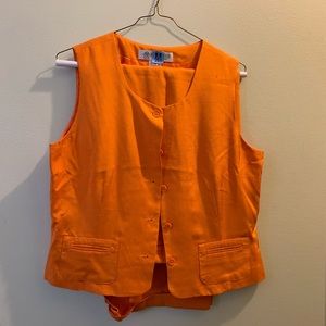 🚨 SOLD 🚨Austin Reed Vest & Pant (2-Piece Set)